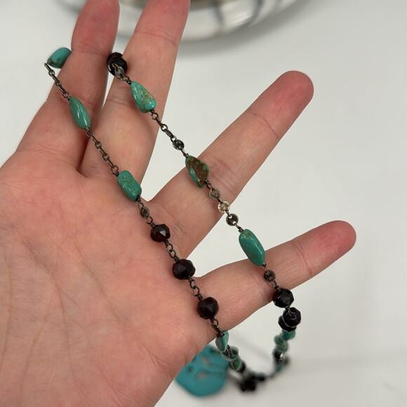 Handmade garnet and turquoise, peace, sign necklace with silver disc chain - Picture 3 of 9